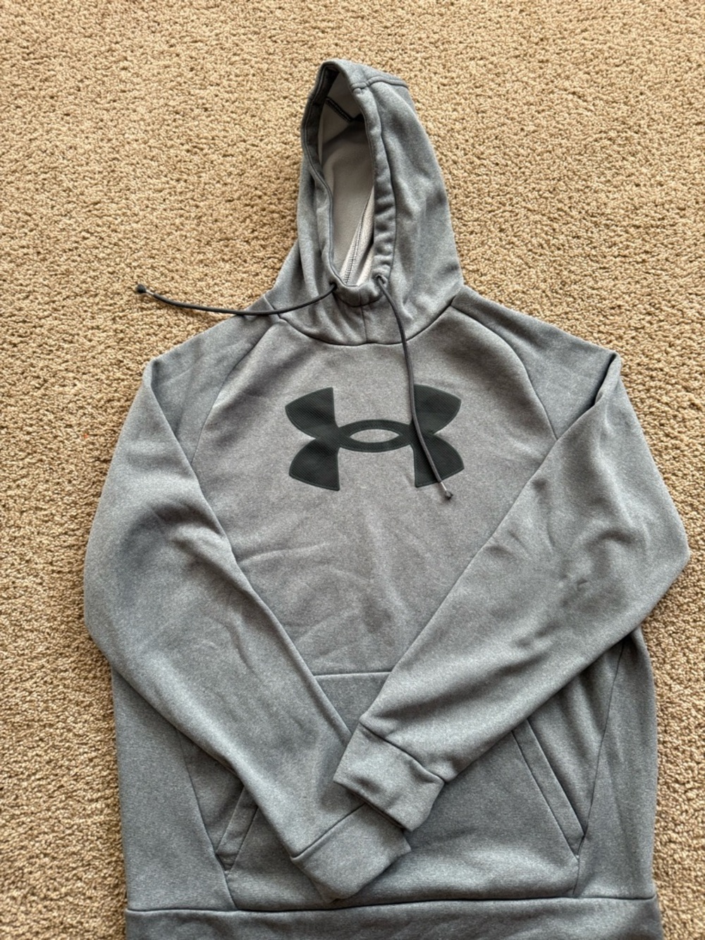 Under Armour Men's Gray Pullover Hoodie with Black Logo